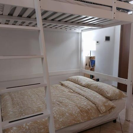 Smile Home! Graziosa Casa Con Parcheggio E Giardino Bovísio-Masciago Milanese المظهر الخارجي الصورة