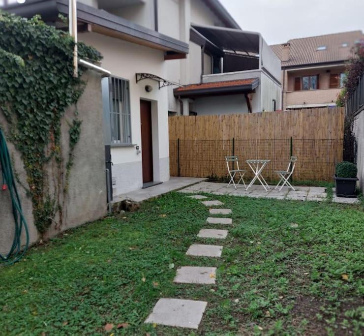 Smile Home! Graziosa Casa Con Parcheggio E Giardino Bovísio-Masciago Milanese المظهر الخارجي الصورة